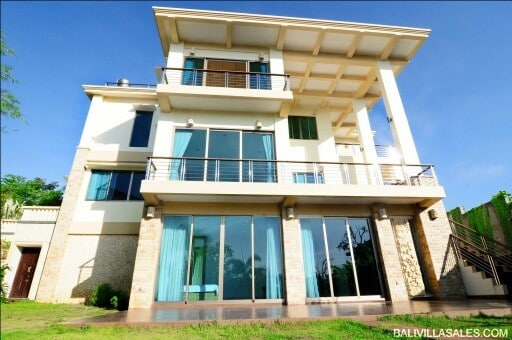 Freehold house for sale in Uluwatu