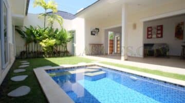 COZY 3 BEDROOMS VILLA FOR LEASEHOLD IN SANUR BEACH = sold