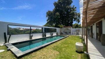 Four bedrooms for Leasehold in Canggu