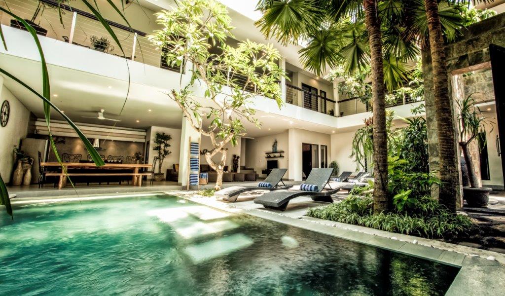 Legian'a iyi yatırım – Pondok Wisata Ruhsatlı 6 yatak odalı villa