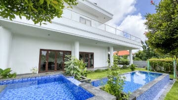 FREEHOLD VILLA IN THE RESIDENTIAL AREA OF ULUWATU