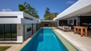 Outstanding 5 bedroom modern villa in Seminyak
