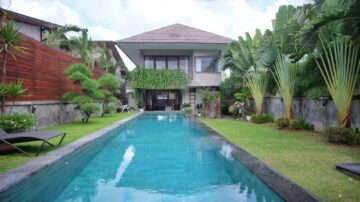 2 bedroom villa in Canggu with a big pool