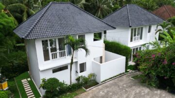 Le joyau caché d'Ubud : villa moderne de 3 chambres avec vue sur la jungle